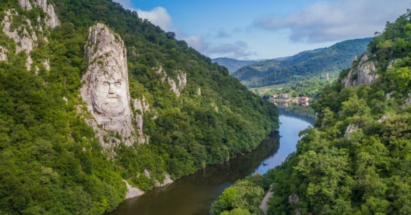 Tur Dunare Bucuresti - Orsova